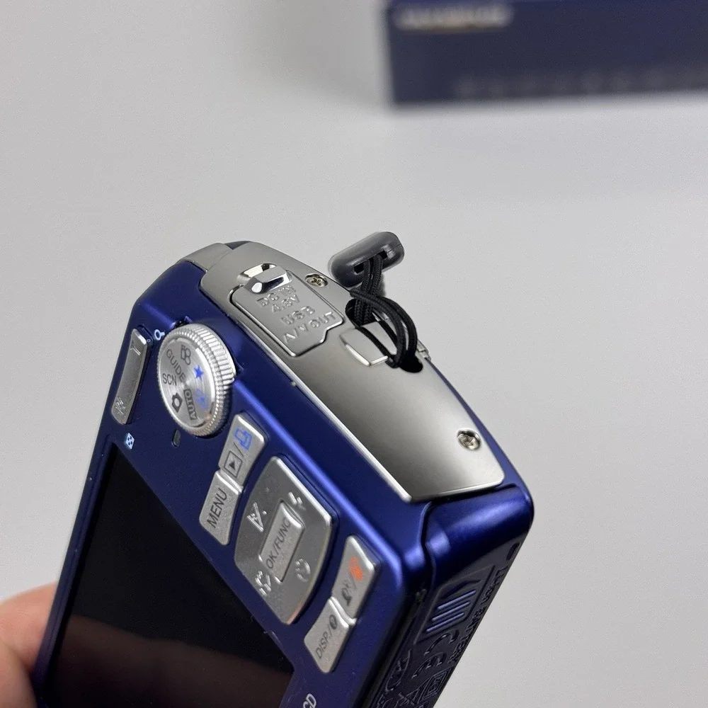 Olympus Stylus 840 8MP Blue Digital Camera Box & Charger Sensor Issue For‎ Parts